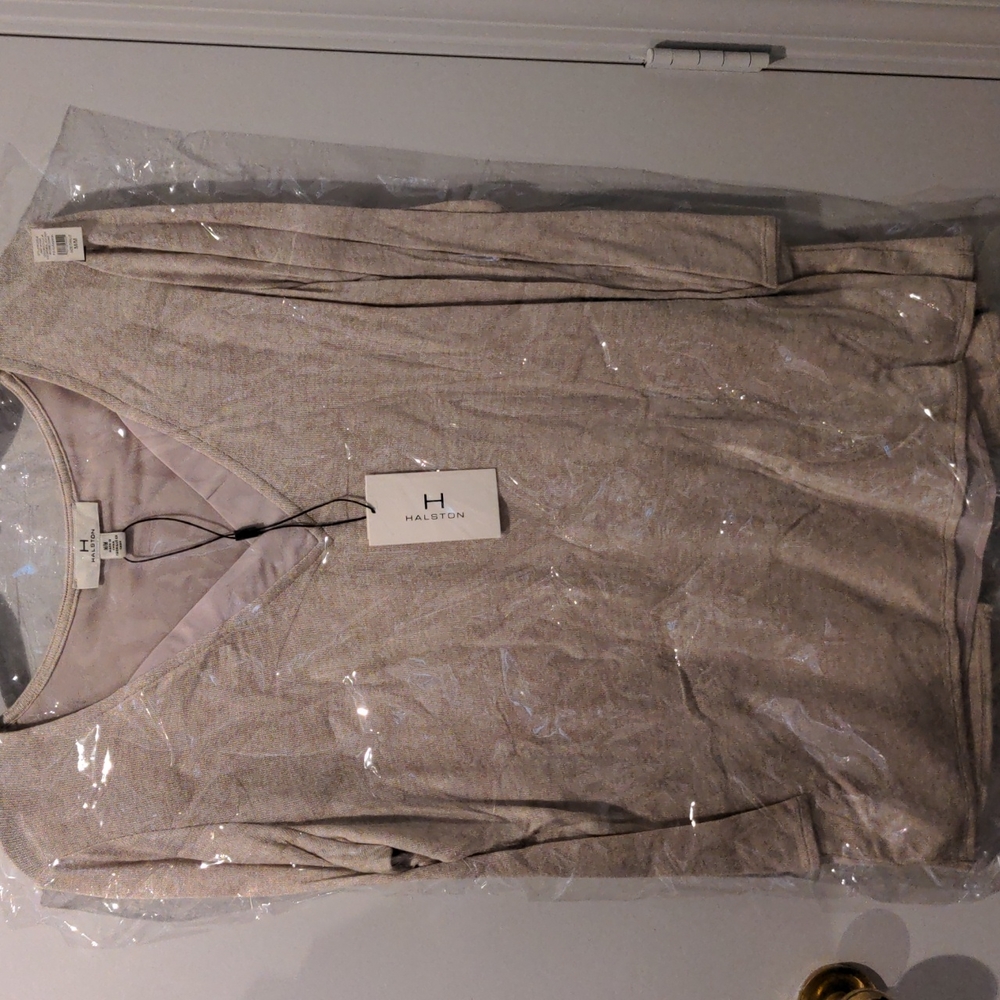 Halston Top - Picture 2 of 13